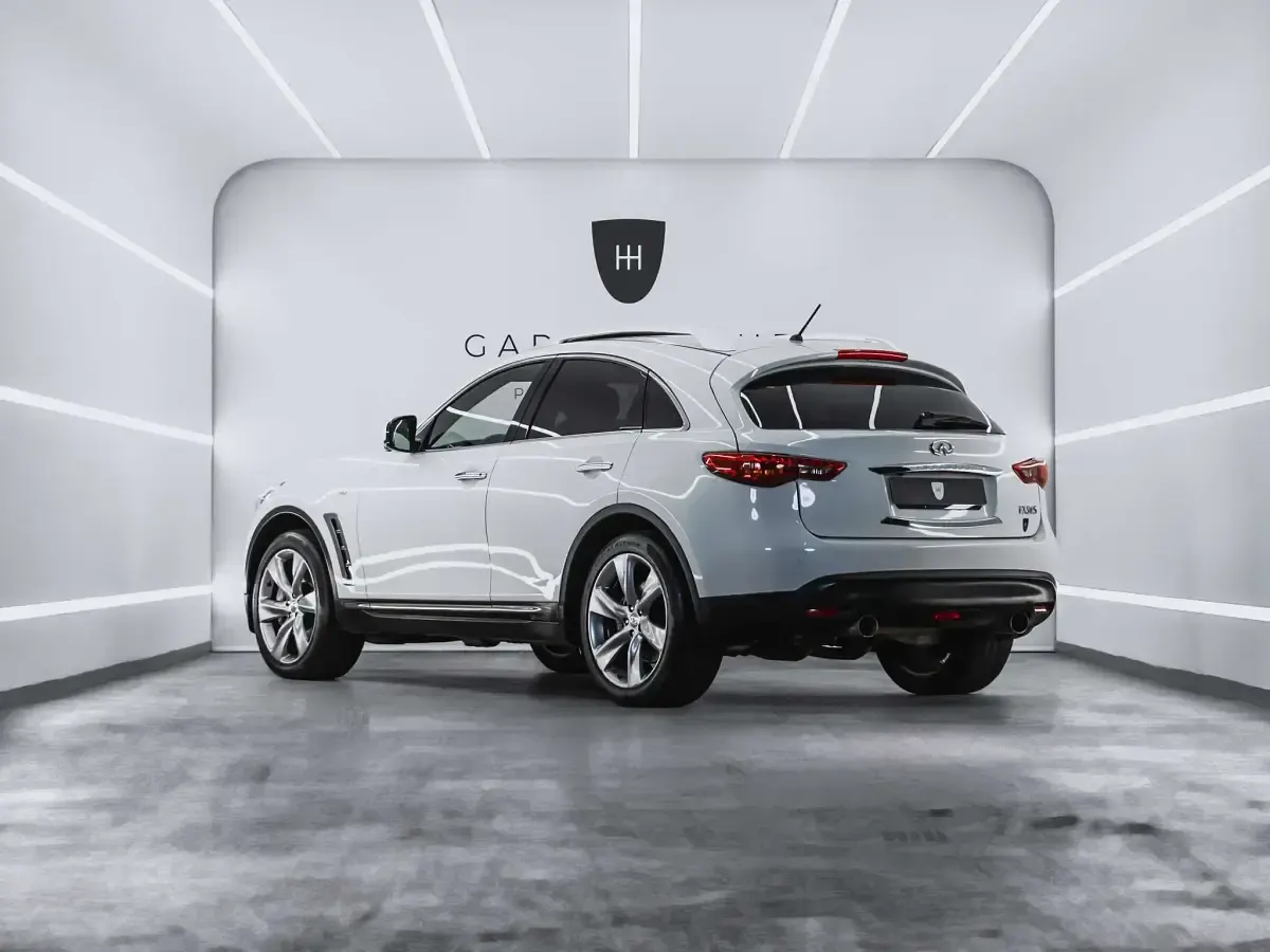 Usado Infiniti Fx50 Premium 390 CV (286 kW) 2013 Blanco SUV
