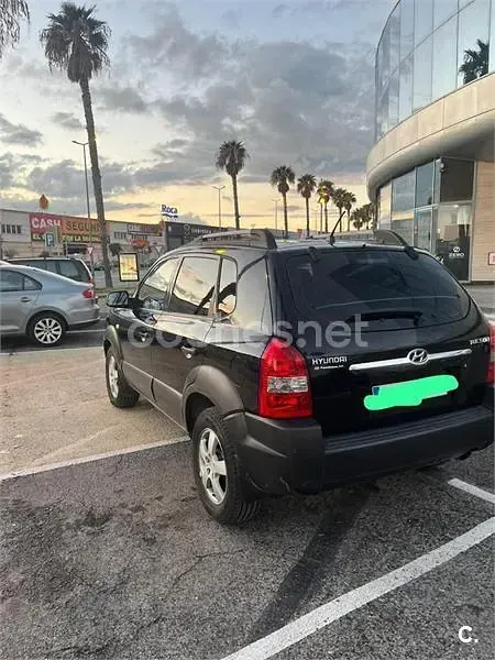 Usado Hyundai Tucson Comfort 142 HP (104 kW) 2007 Preto SUV