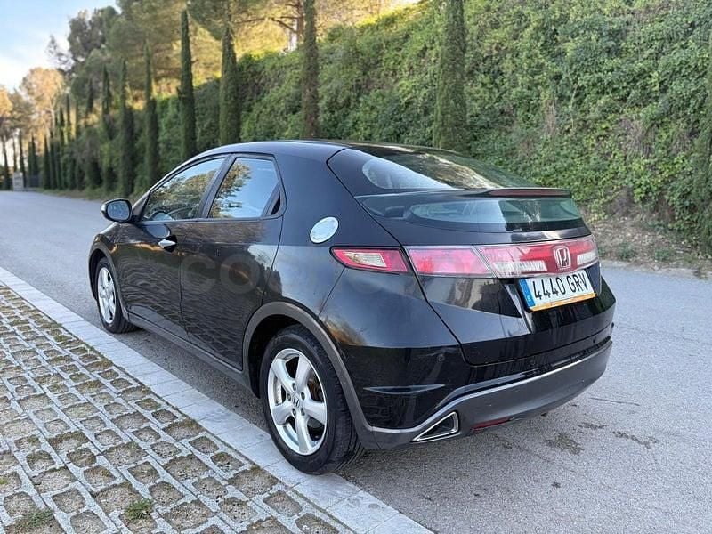 Usado Honda Civic Sport 100 CV (73 kW) 2009 Negro Berlina