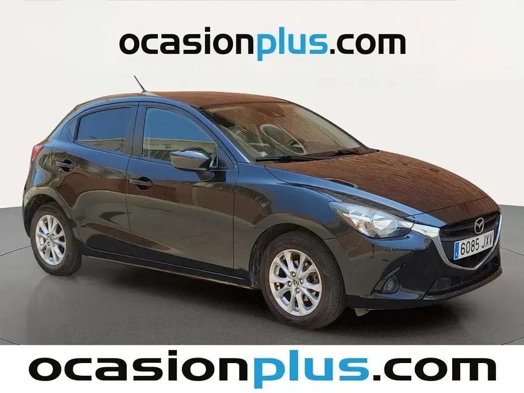 Usado Mazda 2 Style 90 CV (66 kW) 2017 Negro Utilitario