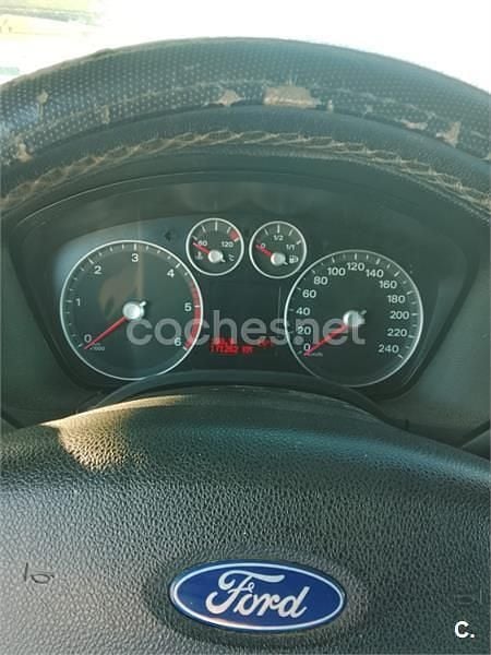 Usado Ford Focus Trend 115 CV (84 kW) 2007 Negro Berlina