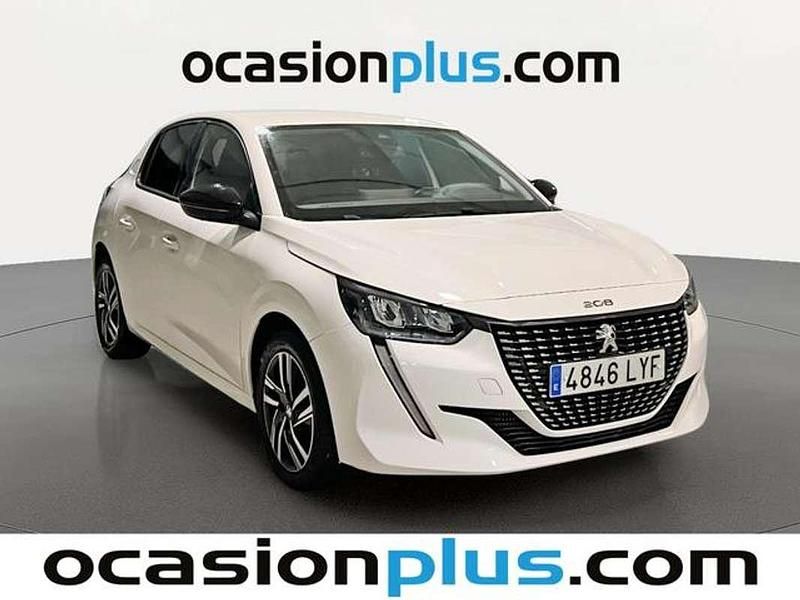 Usado Peugeot 208 Allure 102 CV (75 kW) 2022 Blanco Utilitario