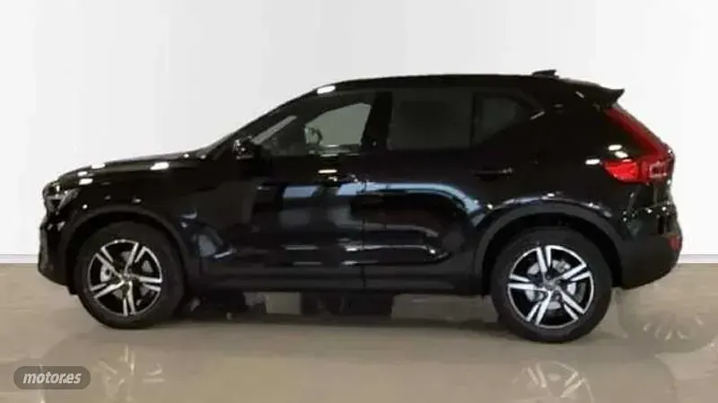 Usado Volvo XC40 Plus 2023 Negro SUV