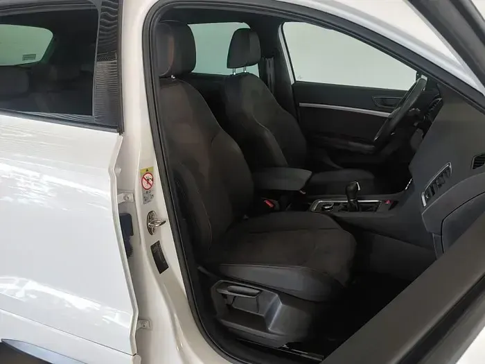 Usado Seat Ateca FR 150 CV (110 kW) 2025 Blanco SUV