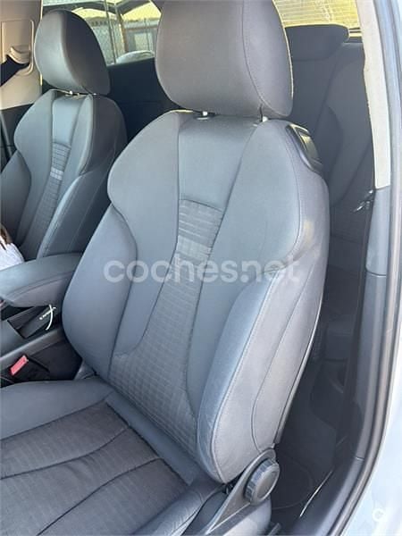 Usado Audi A3 Attraction 150 CV (110 kW) 2014 Blanco Berlina