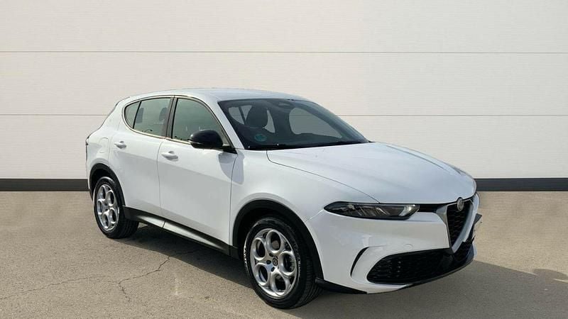 Blanco Usado 2023 Alfa Romeo Tonale Super SUV | 24.900 € (Buen precio) - Imagen 1/4