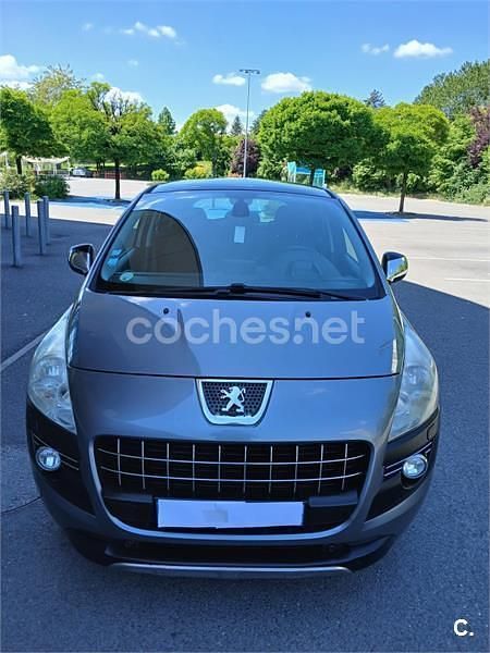Usado Peugeot 3008 Allure 150 CV (110 kW) 2011 Gris / plata Familiar