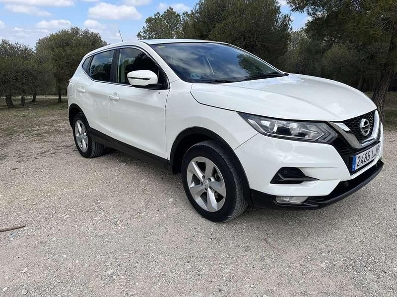 Usado Nissan Qashqai Acenta 116 CV (85 kW) 2020 Blanco SUV