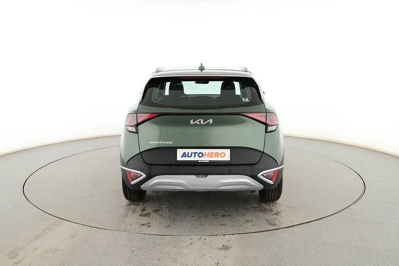 Usado Kia Sportage 160 CV (117 kW) 2024 Verde SUV