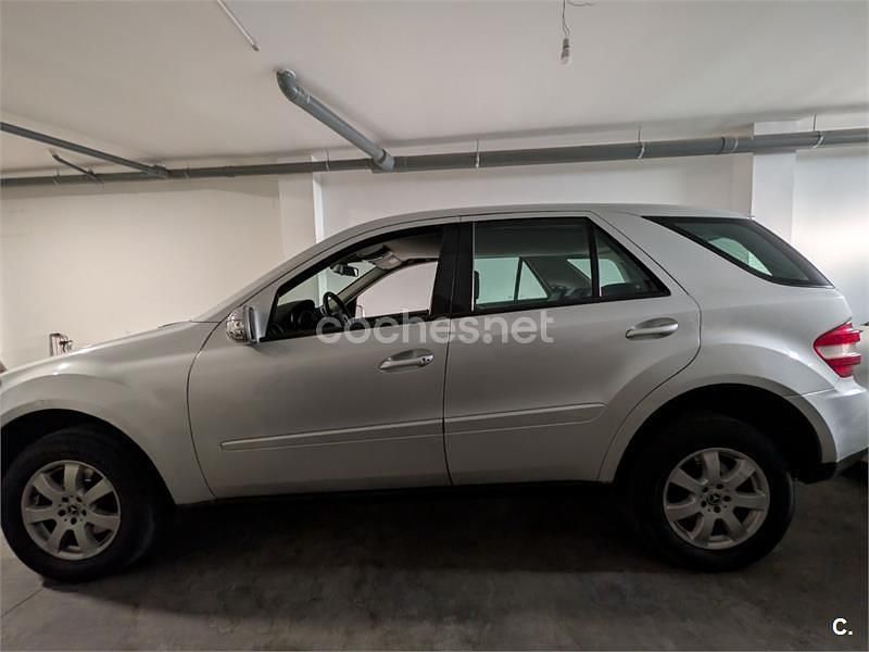 Usado Mercedes ML320 224 CV (164 kW) 2007 Gris / plata SUV