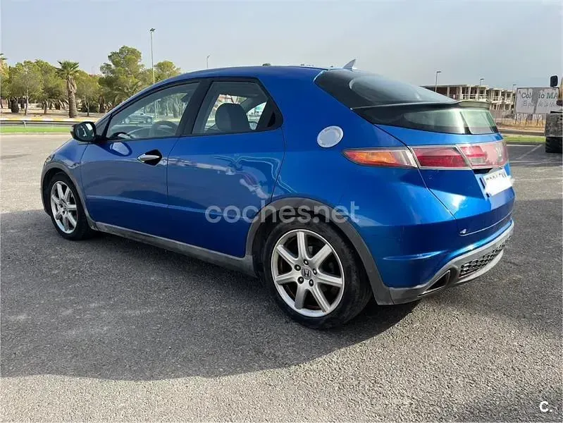 Usado Honda Civic Executive 140 CV (102 kW) 2007 Azul Berlina