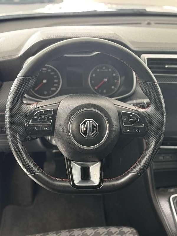 Usado MG ZS Comfort 106 CV (77 kW) 2024 Blanco SUV