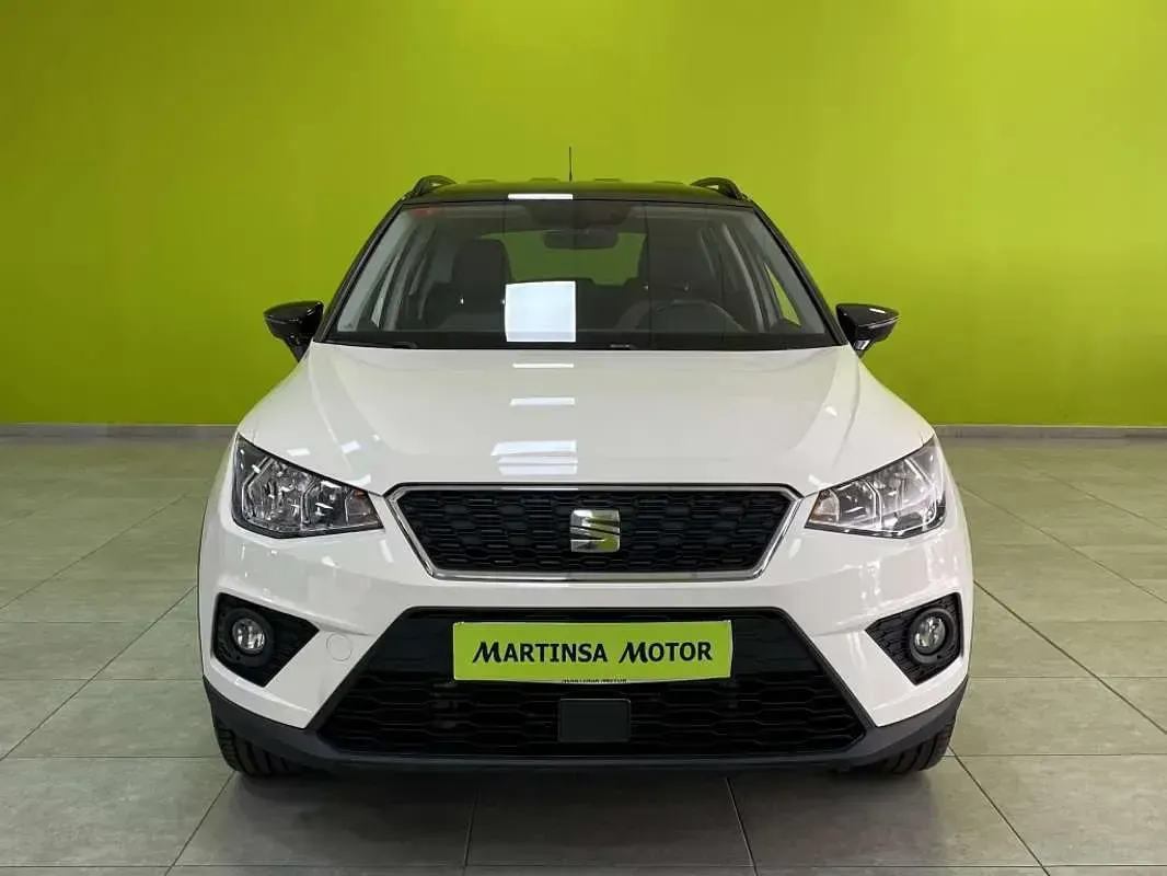 Usado Seat Arona Ecomotive 95 CV (69 kW) 2019 Blanco SUV