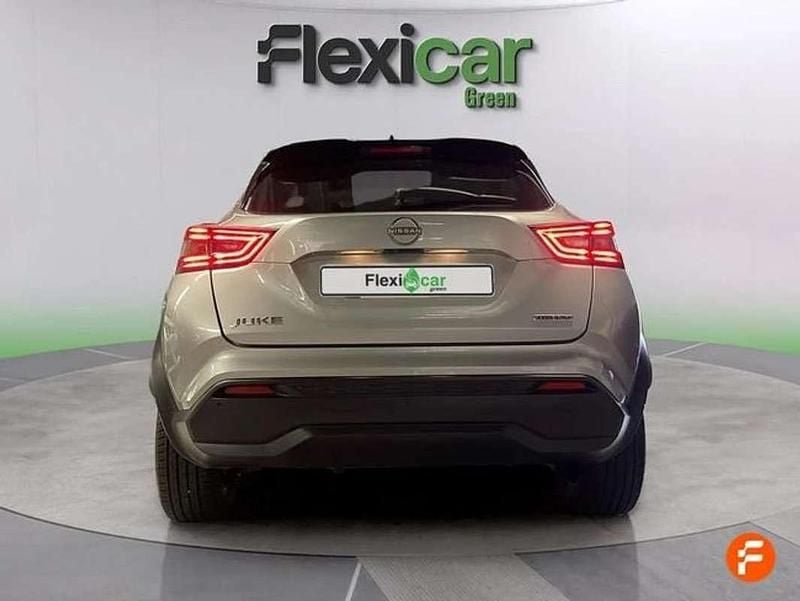 Usado Nissan Juke N-Connecta 143 CV (105 kW) 2023 Gris SUV