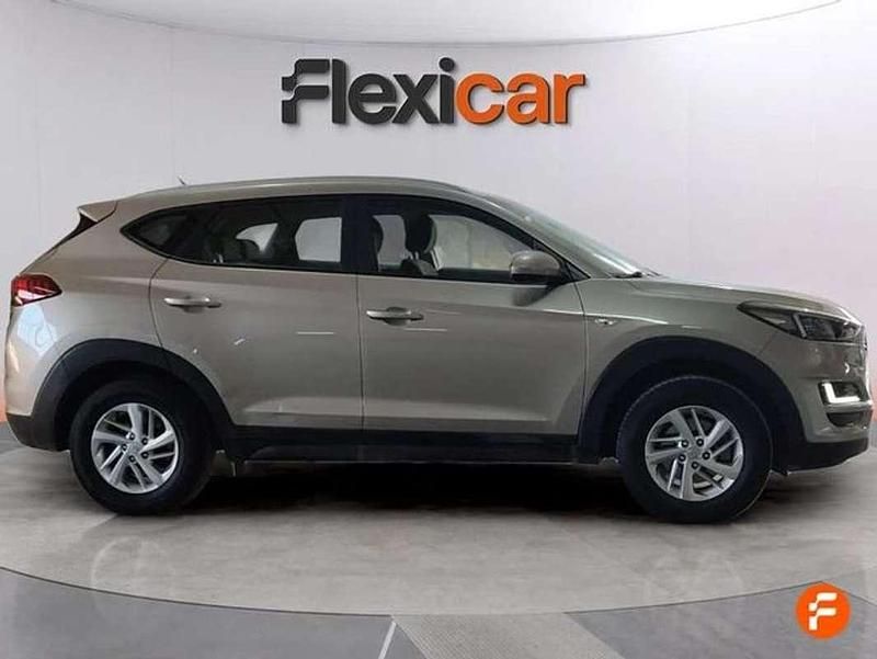 Usado Hyundai Tucson 132 CV (97 kW) 2021 Gris SUV