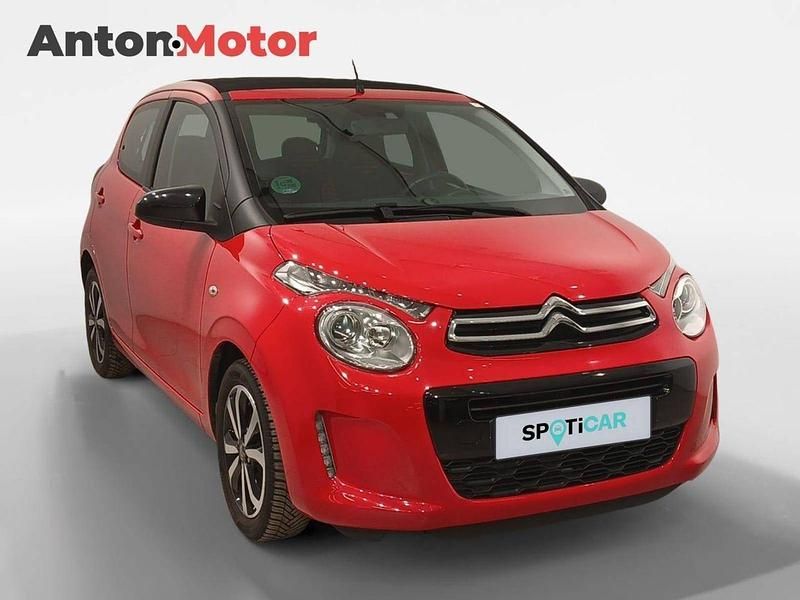 Usado Citroën C1 Shine 72 CV (52 kW) 2022 Rojo Utilitario