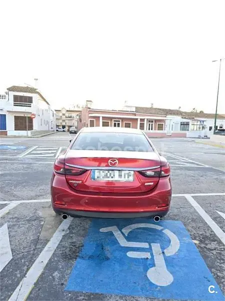 Usado Mazda 6 Style 150 CV (110 kW) 2014 Rojo Berlina