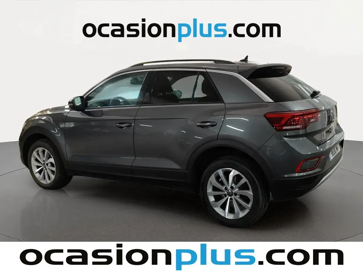 Usado VW T-Roc Life 116 CV (85 kW) 2024 Gris SUV
