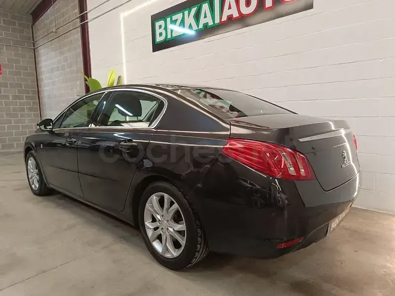Usado Peugeot 508 Allure 200 CV (147 kW) 2014 Gris / plata Berlina