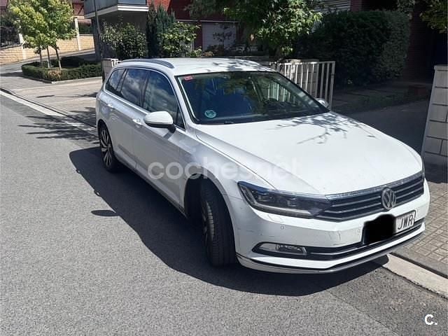 Blanco Usado 2017 VW Passat Advance Familiar | 15.000 € (Precio justo) - Imagen 1/4
