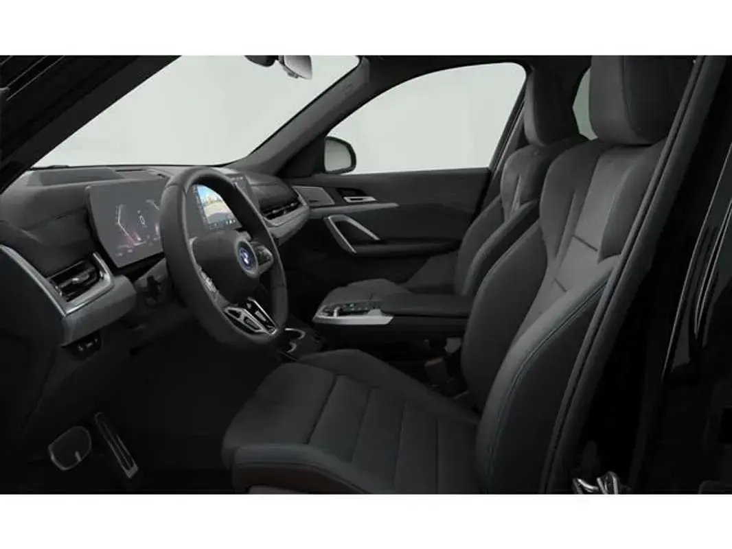 Usado BMW iX1 150 kW (204 CV) 2026 Negro SUV