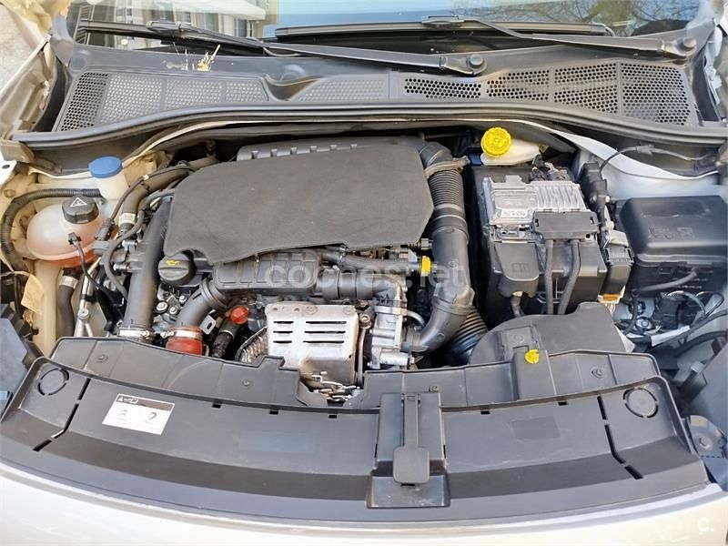 Usado Citroën C4 Shine Edition 110 CV (80 kW) 2017 Blanco Berlina