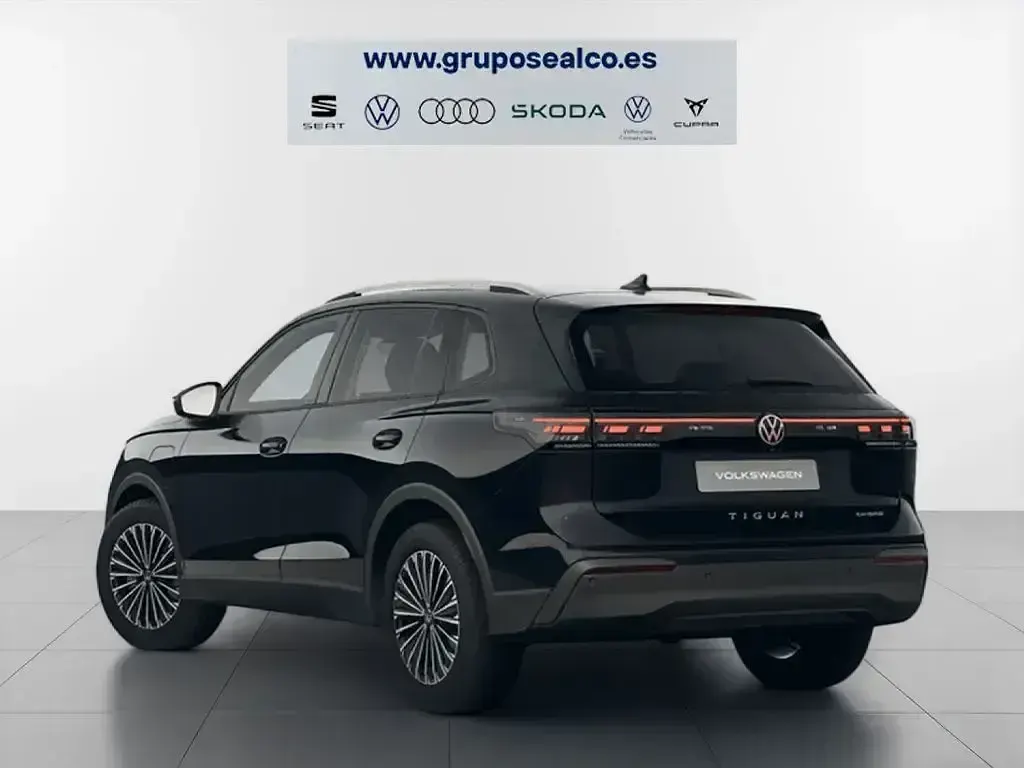 Usado VW Tiguan 204 CV (150 kW) 2026 Negro SUV
