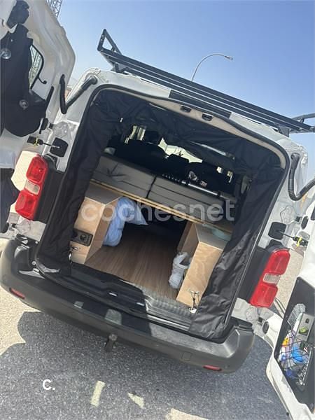 Usado Peugeot Traveller Business-Line 120 CV (88 kW) 2019 Blanco Monovolumen