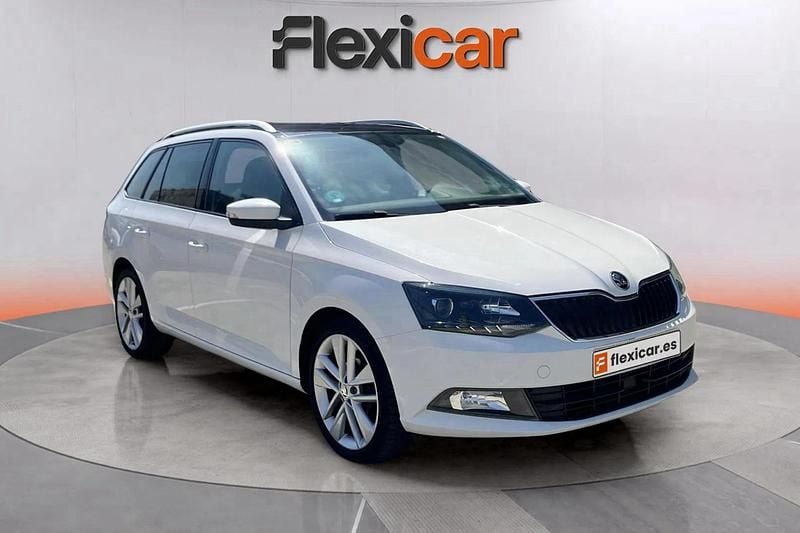 Blanco Usado 2017 Skoda Fabia Ambition Familiar | 8990 € (Precio justo) - Imagen 1/4