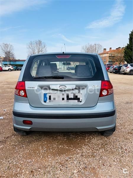 Usado Hyundai Getz 63 CV (46 kW) 2005 Azul Utilitario