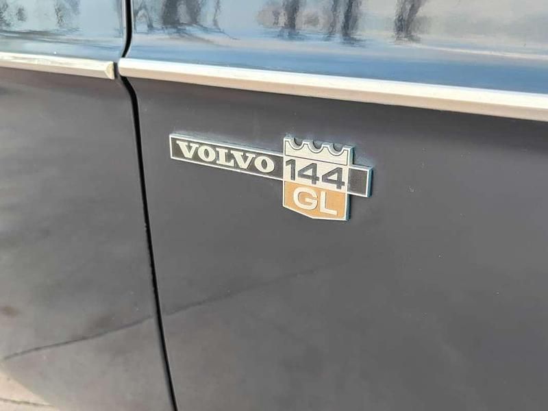 Usado Volvo 144 90 CV (66 kW) 1972 Azul Berlina