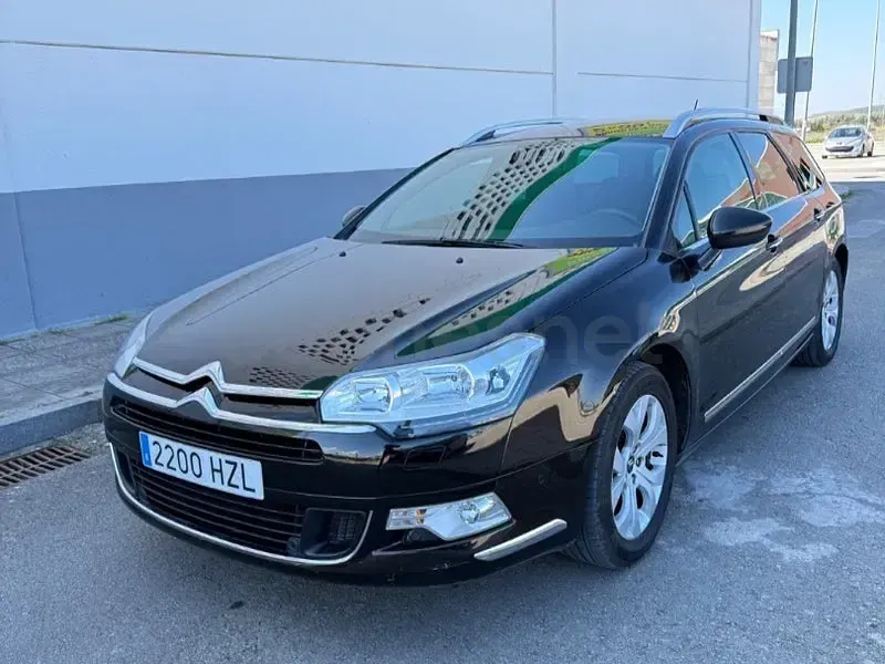 Usado Citroën C5 140 CV (102 kW) 2014 Negro Familiar