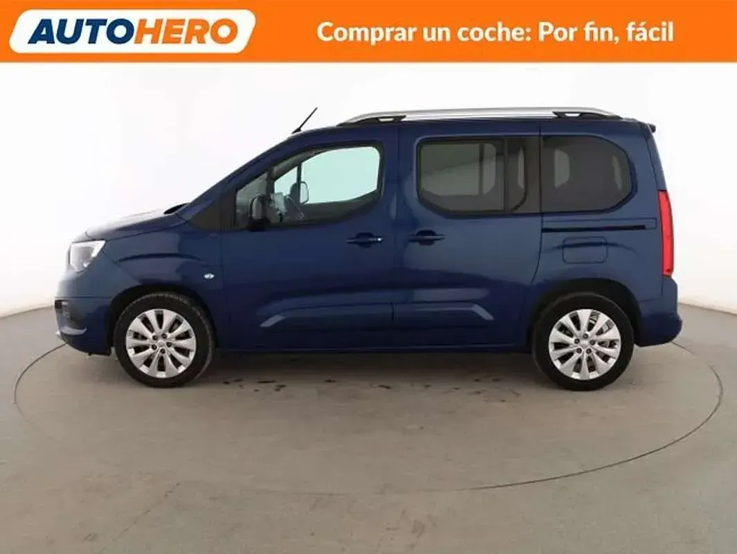 Usado Opel Combo Elegance 131 CV (96 kW) 2022 Azul Monovolumen