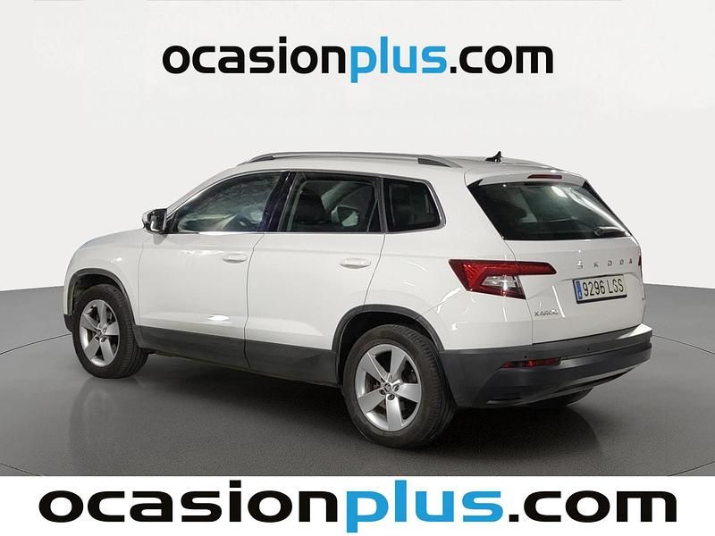 Usado Skoda Karoq Ambition 150 CV (110 kW) 2021 Blanco SUV