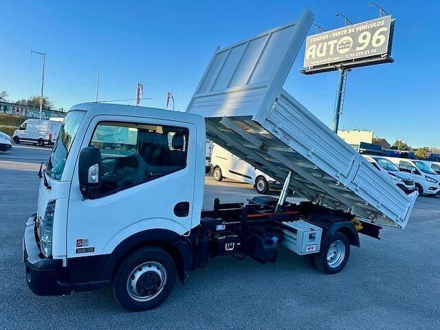 Usado Nissan Cabstar 130 CV (95 kW) 2019 Blanco Recogida