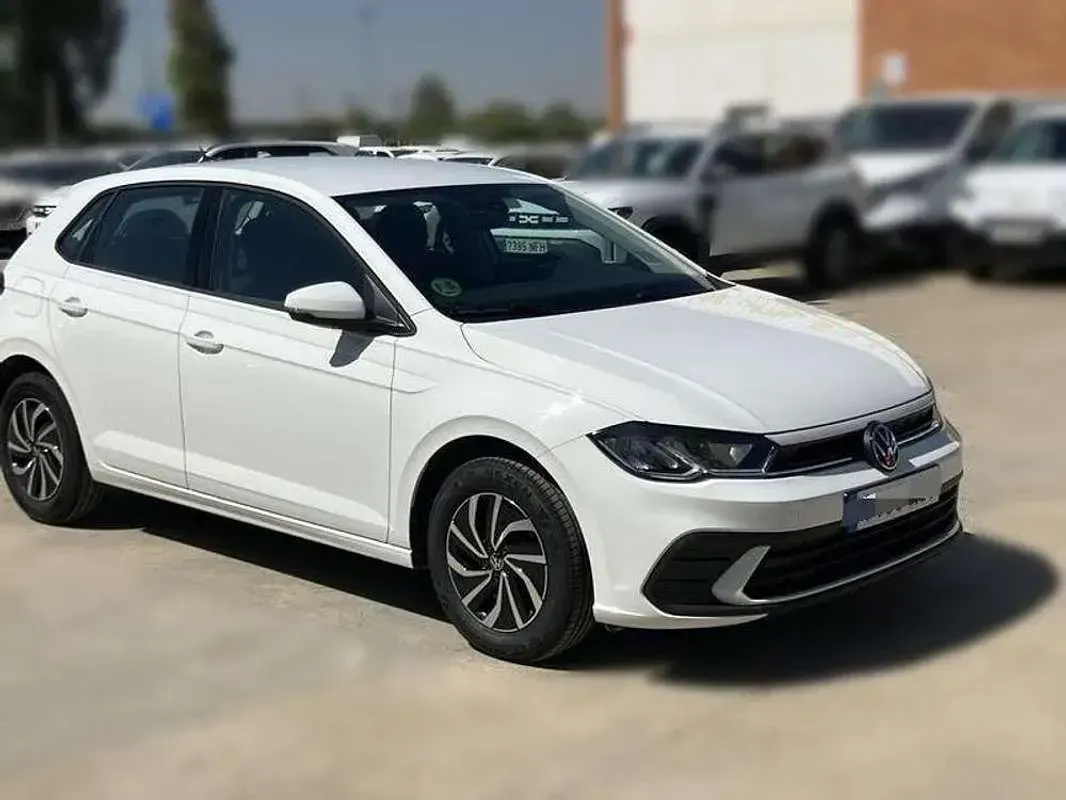 Usado VW Polo 95 CV (69 kW) 2025 Blanco Utilitario