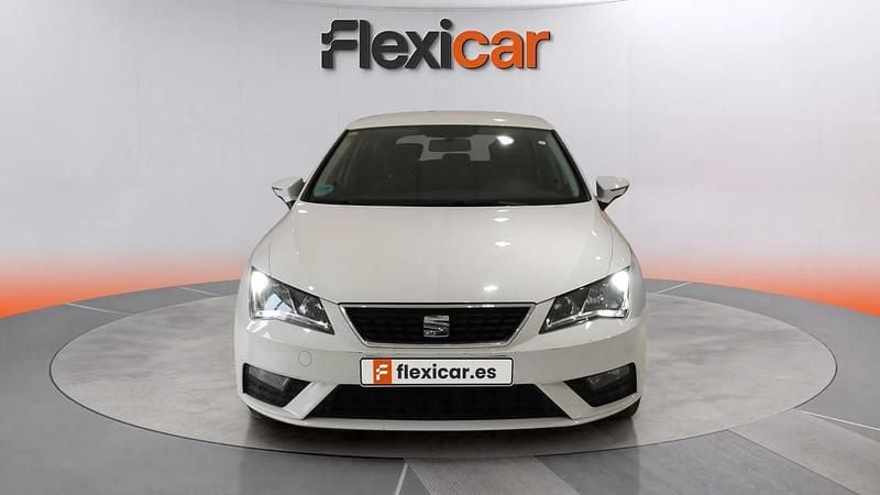 Begagnad Seat Leon Reference 115 HK (84 kW) 2018 Vit Sedan