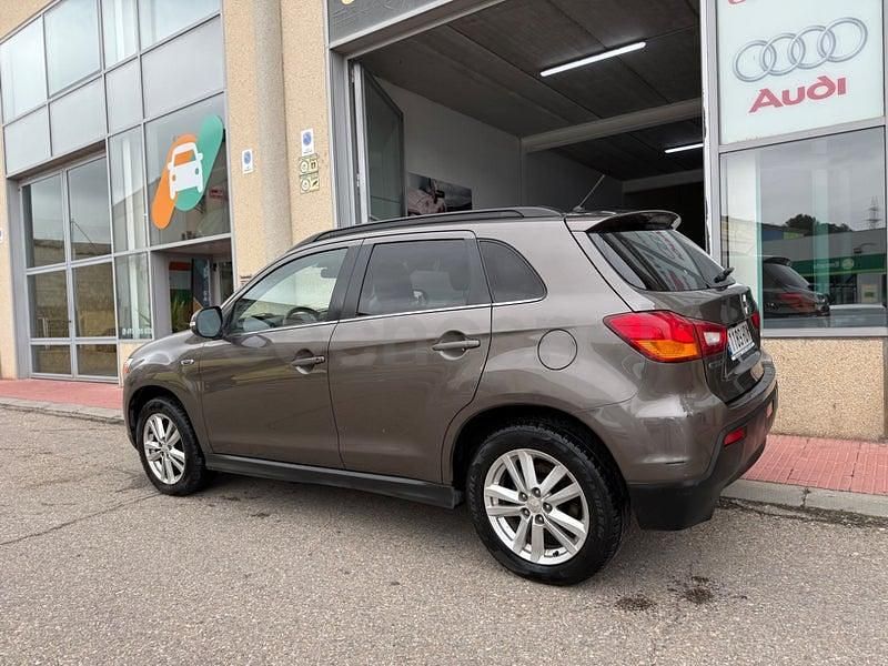 Usado Mitsubishi ASX 150 CV (110 kW) 2011 Gris / plata SUV