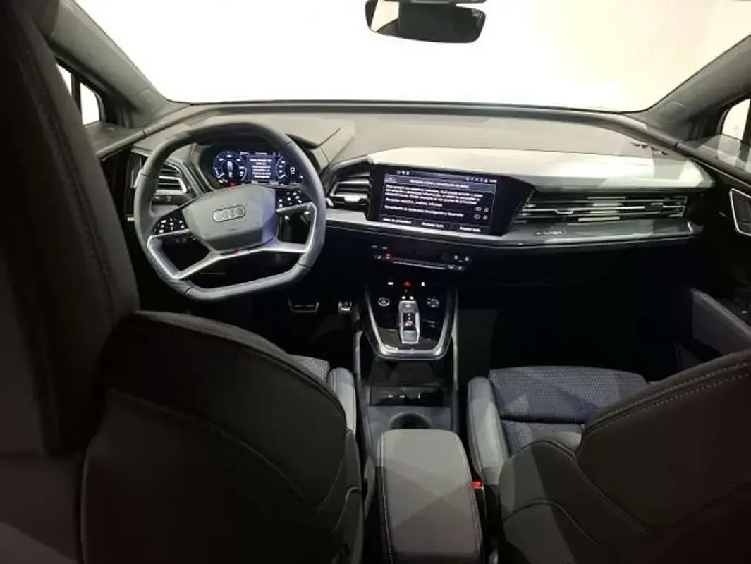 Usado Audi Q4 e-tron S-Line 210 kW (286 CV) 2026 Negro SUV