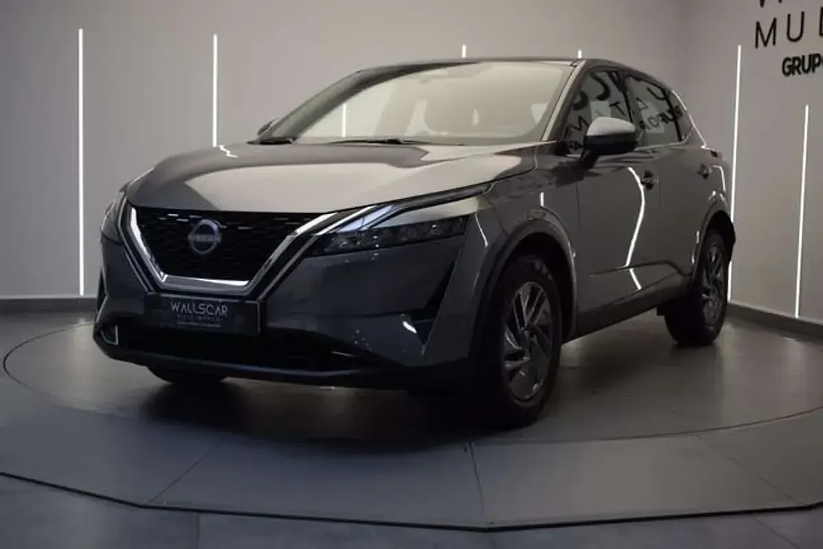 Usado Nissan Qashqai Acenta 158 CV (116 kW) 2024 Gris SUV