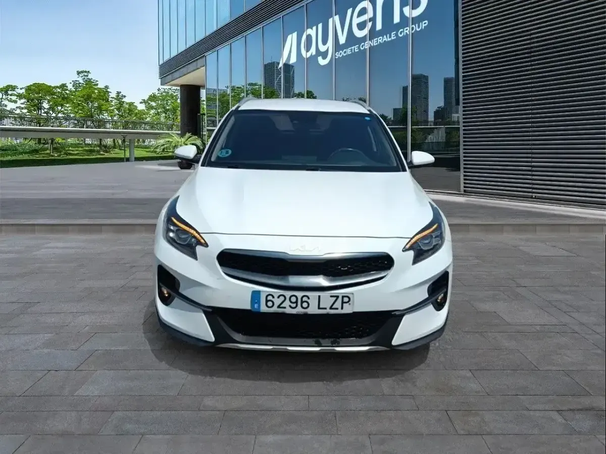 Usado Kia XCeed 120 CV (88 kW) 2022 Blanco SUV