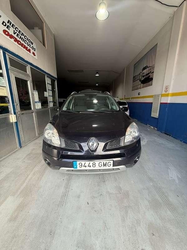 Usado Renault Koleos Dynamique 150 CV (110 kW) 2009 Negro SUV