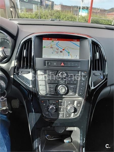 Usado Opel Astra Excellence 136 HP (100 kW) 2016 Cinzento Carrinha