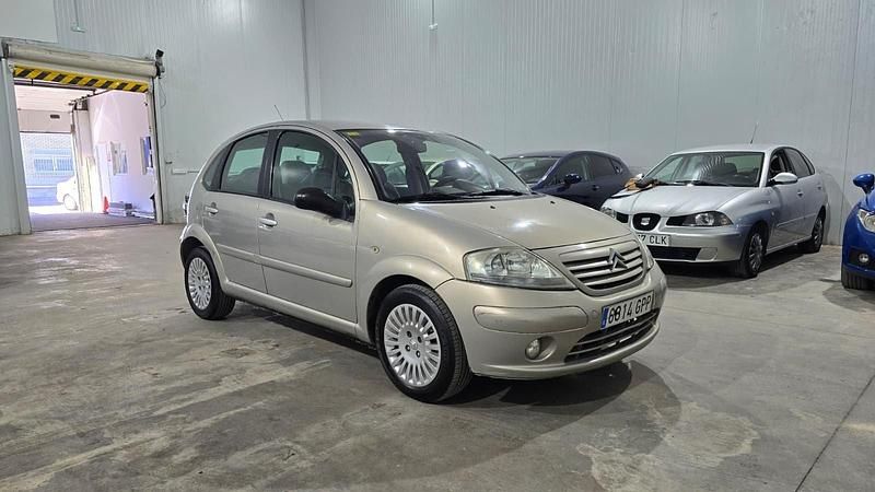 Usado Citroën C3 Exclusive 110 CV (80 kW) 2004 Beige Berlina