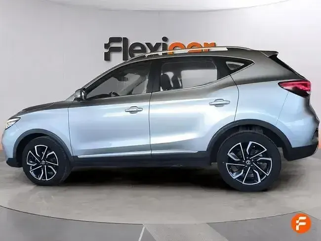 Usado MG ZS Luxury 111 CV (81 kW) 2022 Gris SUV
