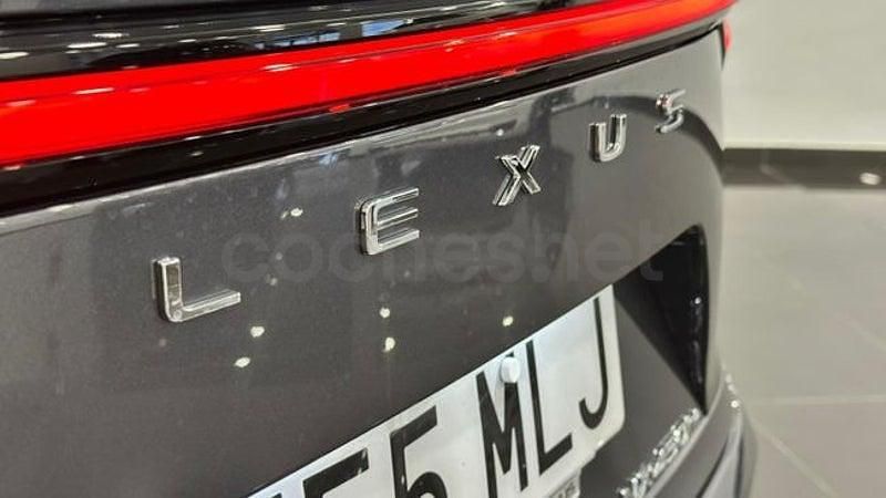 Usado Lexus NX450h+ Executive Line 306 CV (225 kW) 2023 Gris / plata SUV