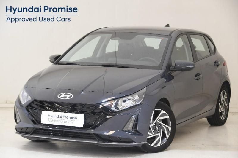 Gris Usado 2024 Hyundai i20 Berlina | 18.990 € (Precio justo) - Imagen 1/4