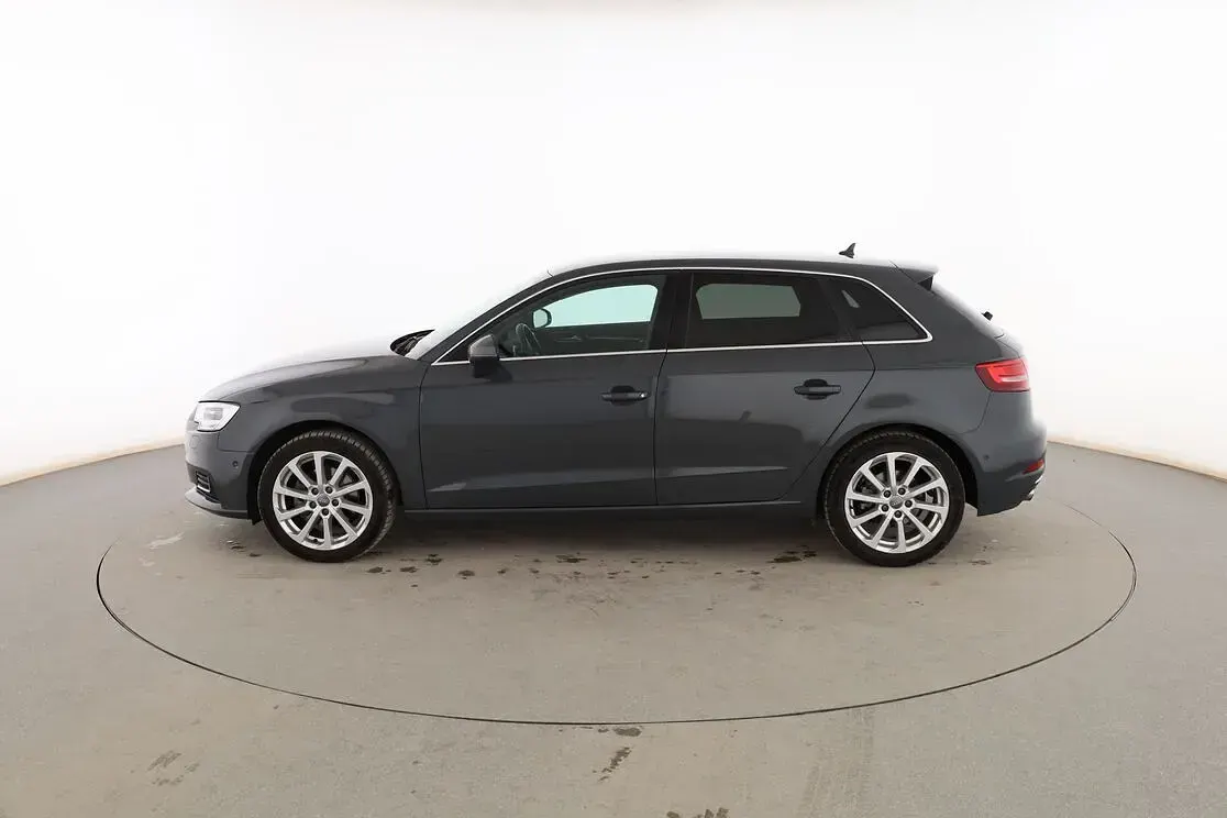 Usado Audi A3 Sportback Design 150 CV (110 kW) 2016 Gris Utilitario