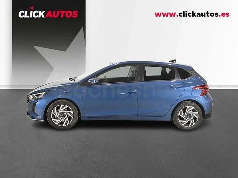 Usado Hyundai i20 100 CV (73 kW) 2025 Azul Utilitario