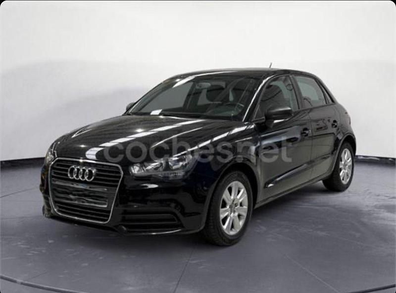 Usado Audi A1 Sportback Attraction 86 CV (63 kW) 2014 Negro Utilitario